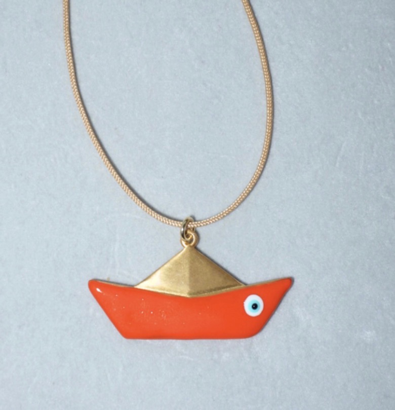 Large boat pendant